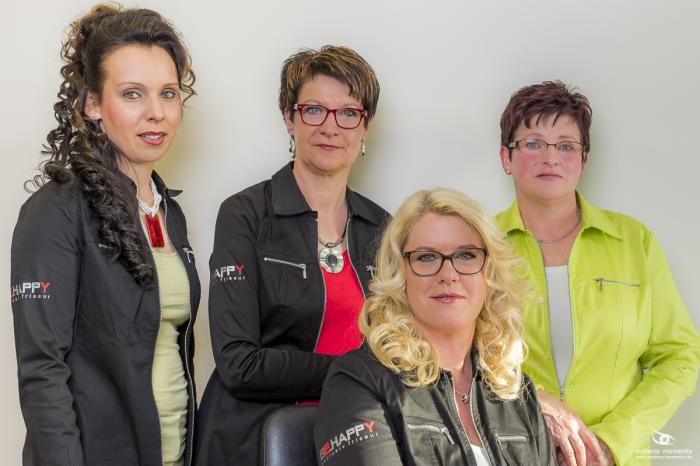 matena moments / Business