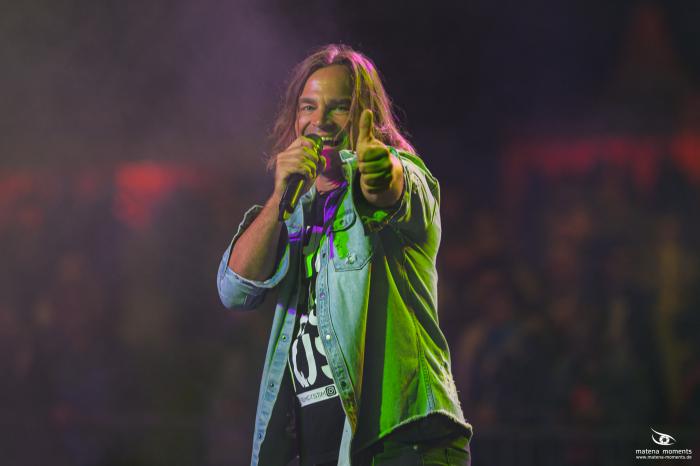 matena moments / Brillenball