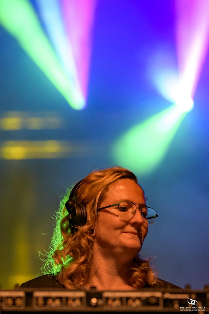 matena moments / Brillenball