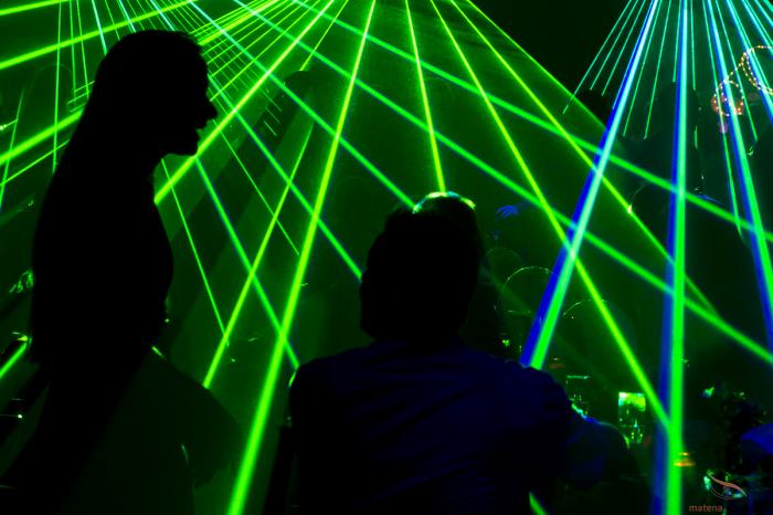 matena moments / brillenball