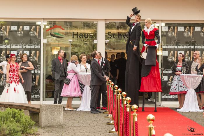 matena moments / brillenball