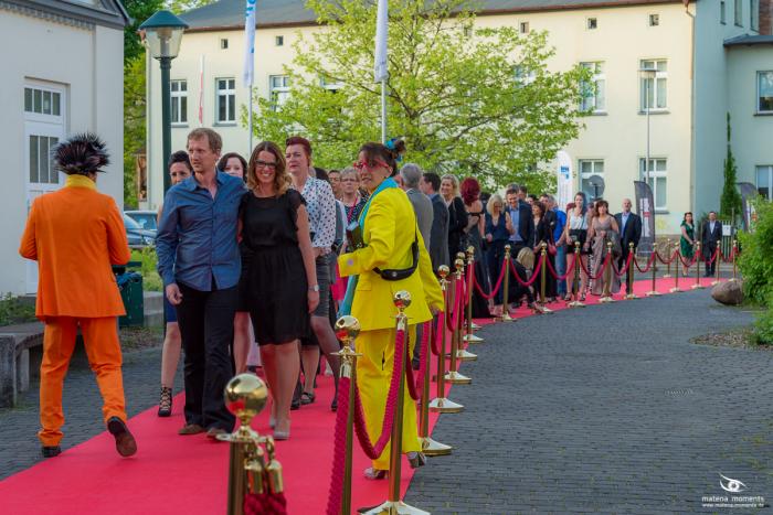 matena moments / Brillenball