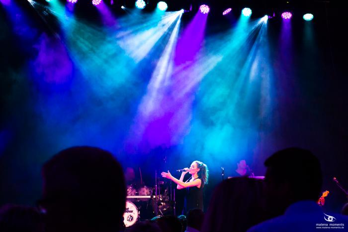 matena moments / Brillenball