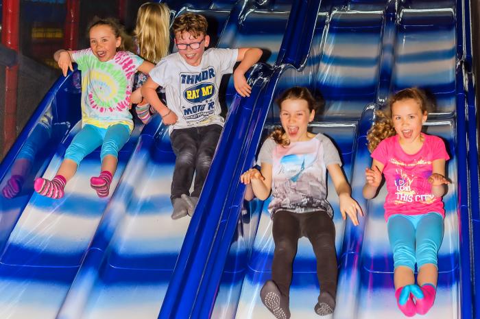 matena moments / Business