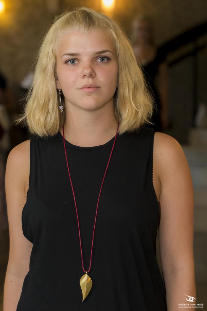 matena moments / Business