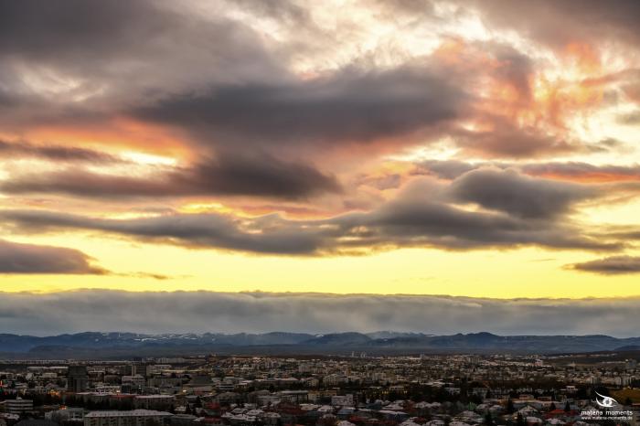 matena moments / Island