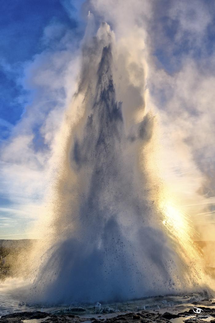 matena moments / Island