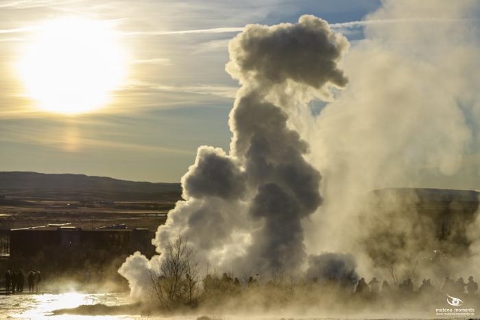 matena moments / Island