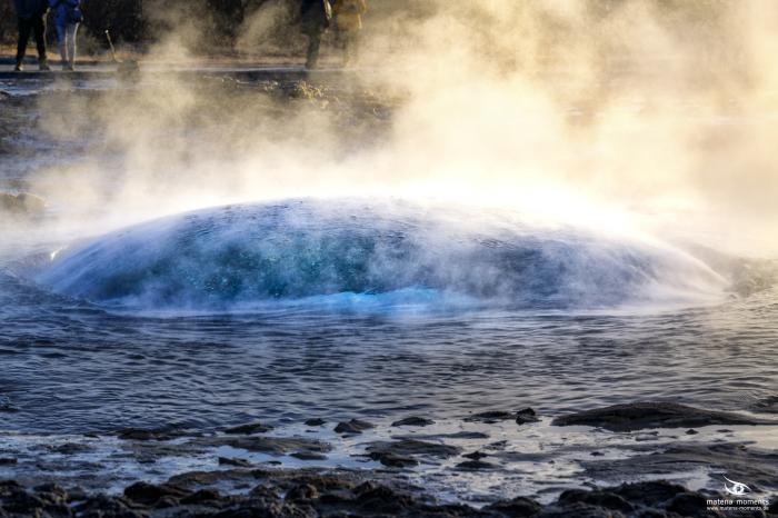 matena moments / Island