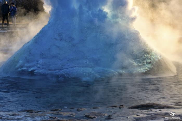 matena moments / Island