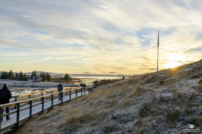 matena moments / Island