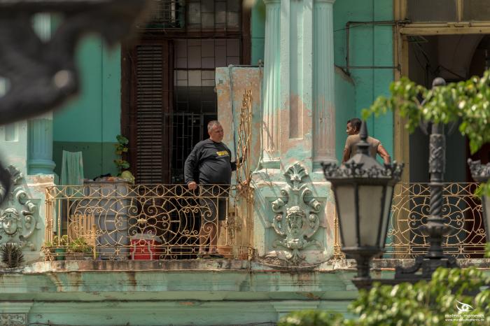 matena moments / Kuba