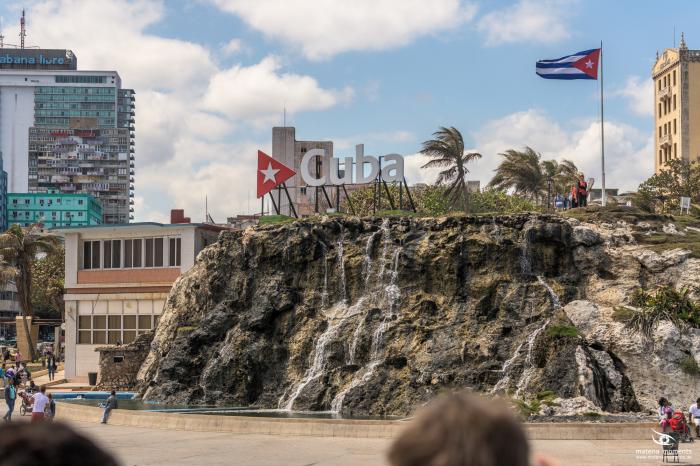 matena moments / Kuba