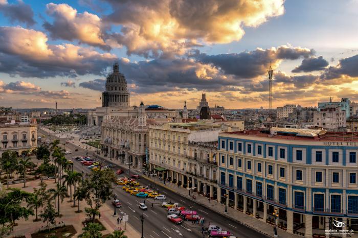 matena moments / Kuba