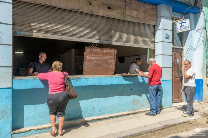 matena moments / Kuba