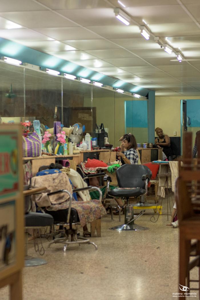 matena moments / Kuba