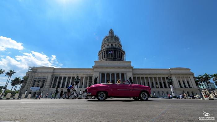 matena moments / Kuba