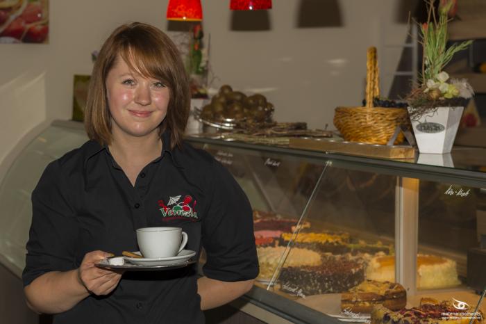 matena moments / Business